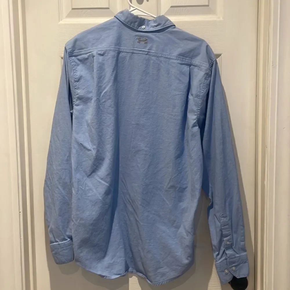 Under Armour button down SZ large - Picture 4 of 8